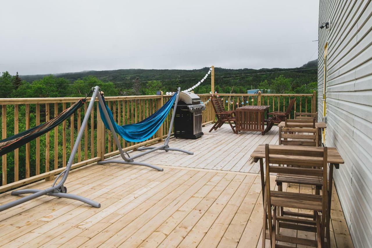 Out East Hostels - Rocky Harbour Exterior foto